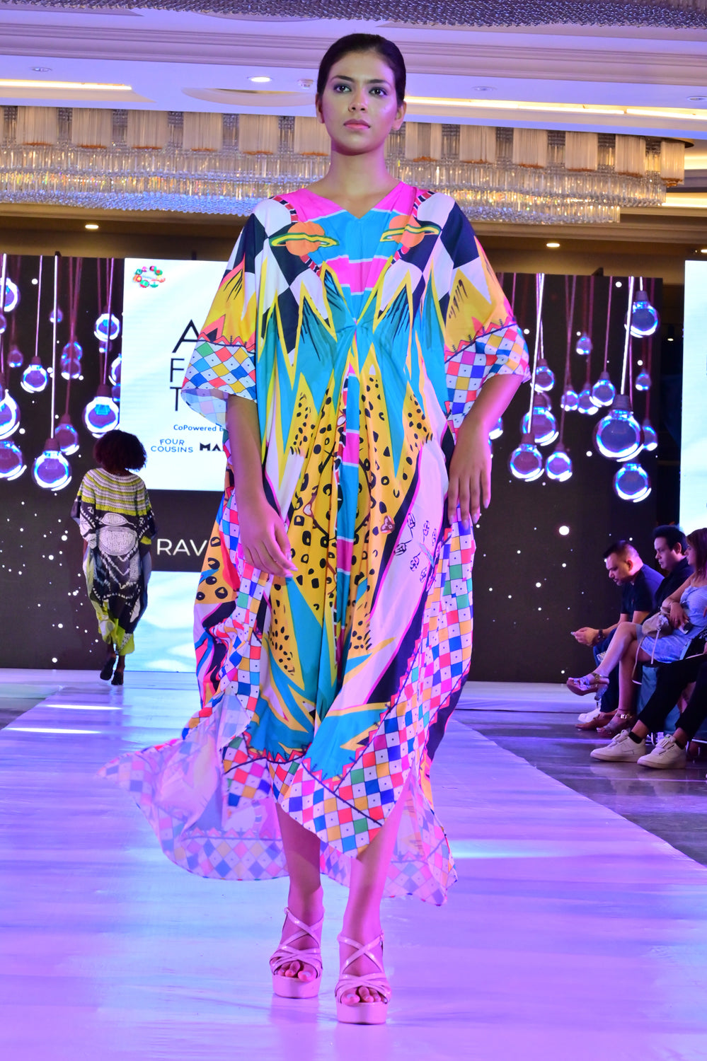 Kitaki - Noha - Multicolor Abstract Kaftan Dress Beach Wear Part Wear