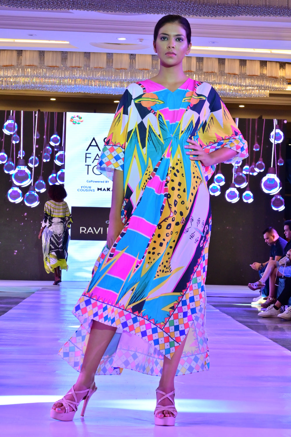 Kitaki - Noha - Multicolor Abstract Kaftan Dress Beach Wear Part Wear