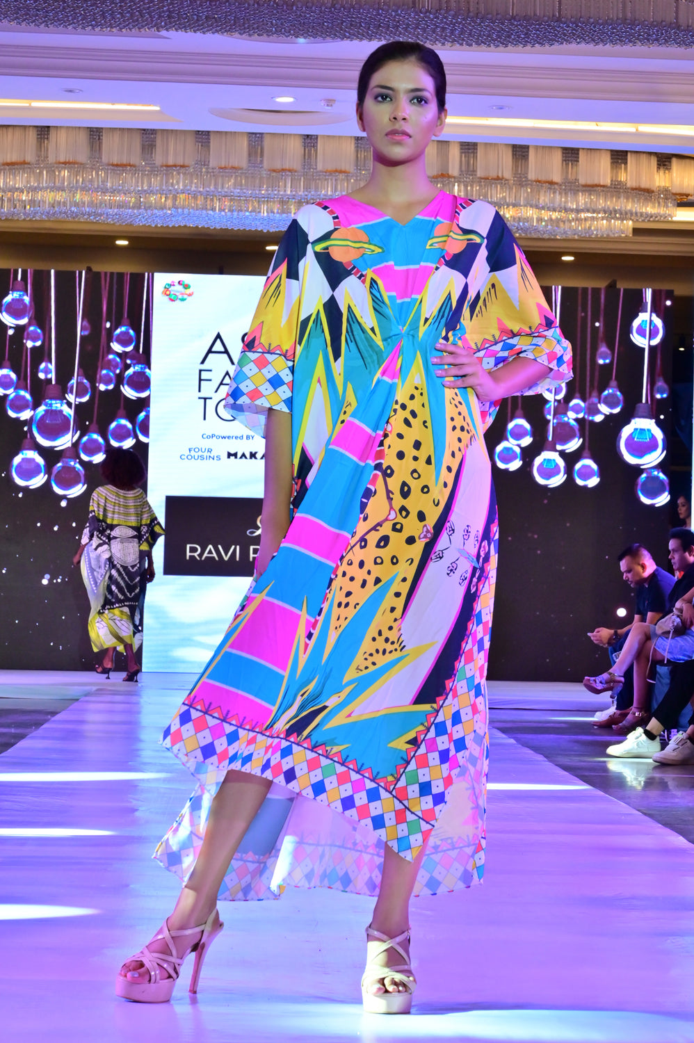 Kitaki - Noha - Multicolor Abstract Kaftan Dress Beach Wear Part Wear