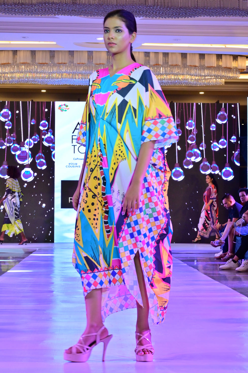 Kitaki - Noha - Multicolor Abstract Kaftan Dress Beach Wear Part Wear