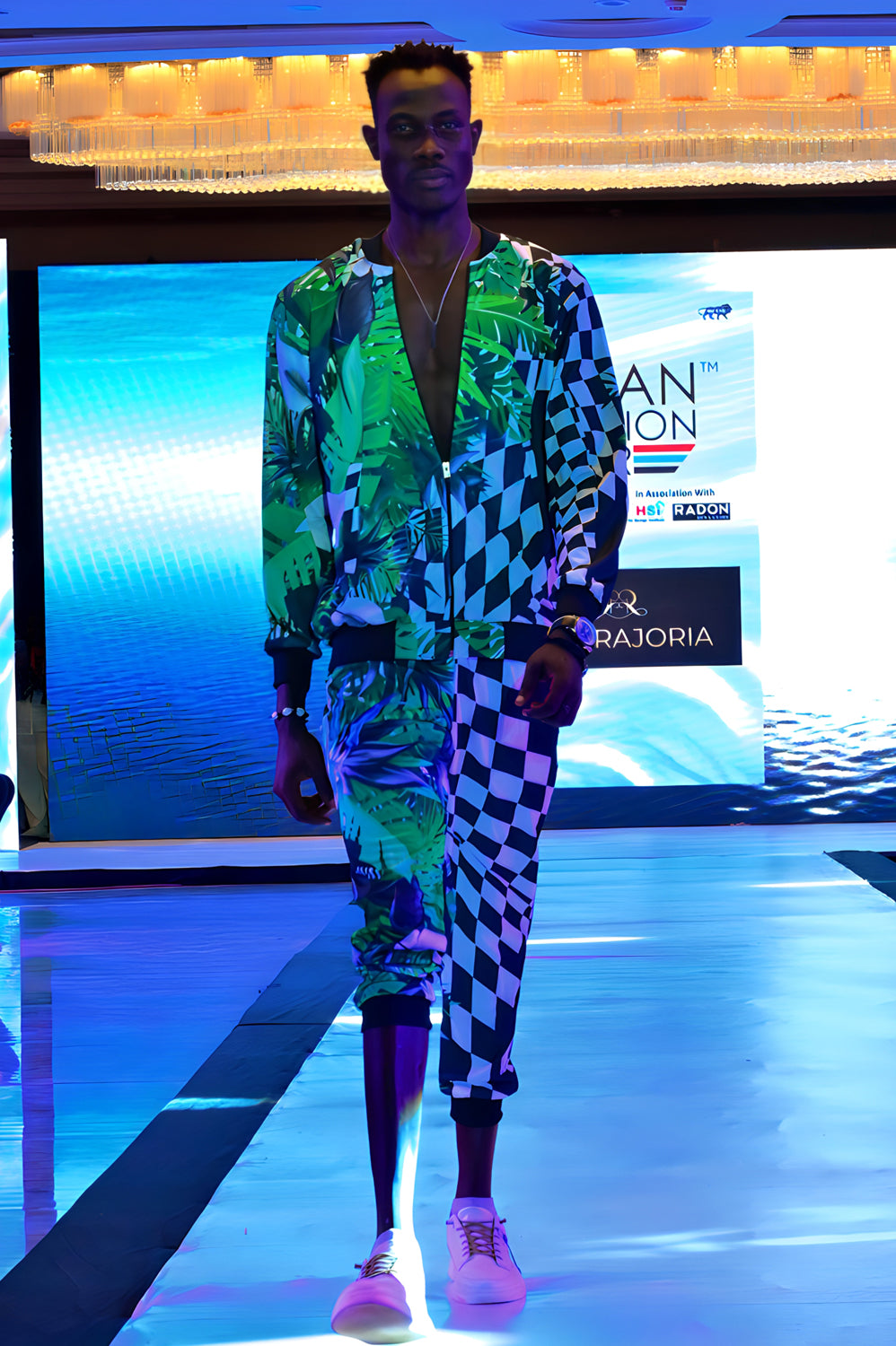 Kitaki - Men - Tropical And Check Printed Tracksuit